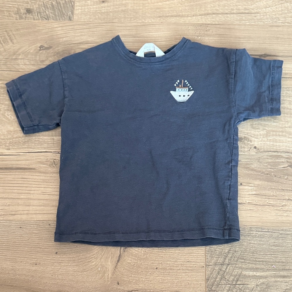 5/$25: H&M Tee with Boat Motif